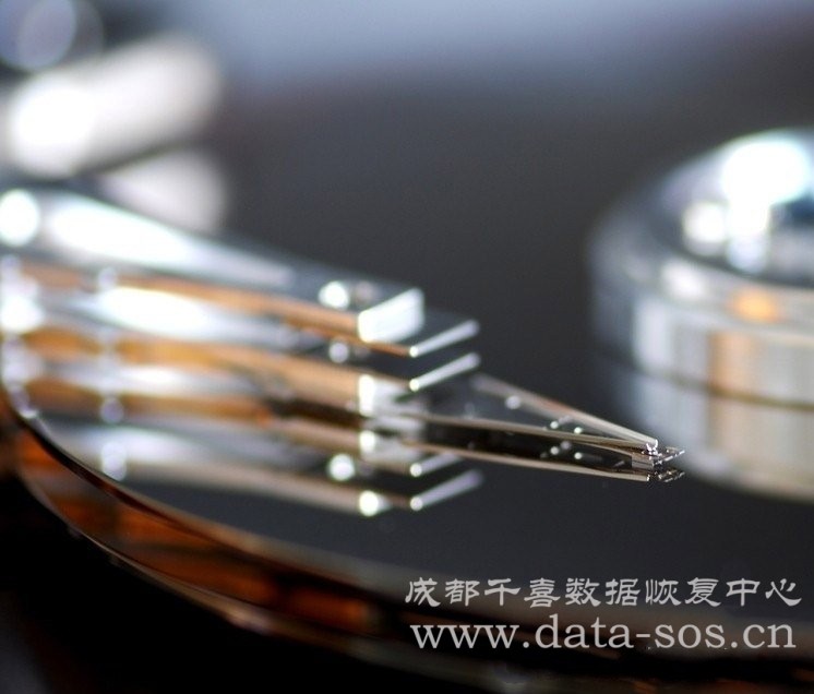 什么是硬盤盤片劃傷？硬盤盤片劃傷后數(shù)據(jù)還能恢復(fù)嗎?