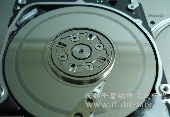 什么是硬盤盤片劃傷？硬盤盤片劃傷后數(shù)據(jù)還能恢復(fù)嗎?