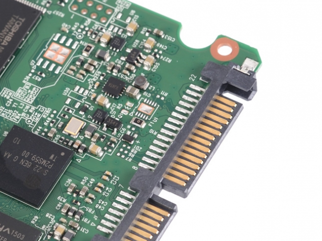 M.2、U.2誰更好？SSD固態(tài)硬盤硬盤接口大掃盲